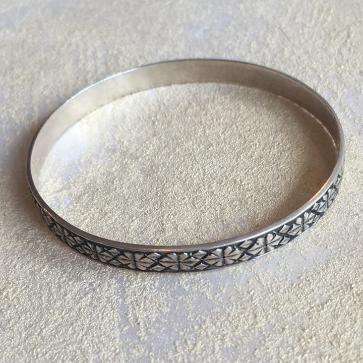 Frieze Silver Bangle