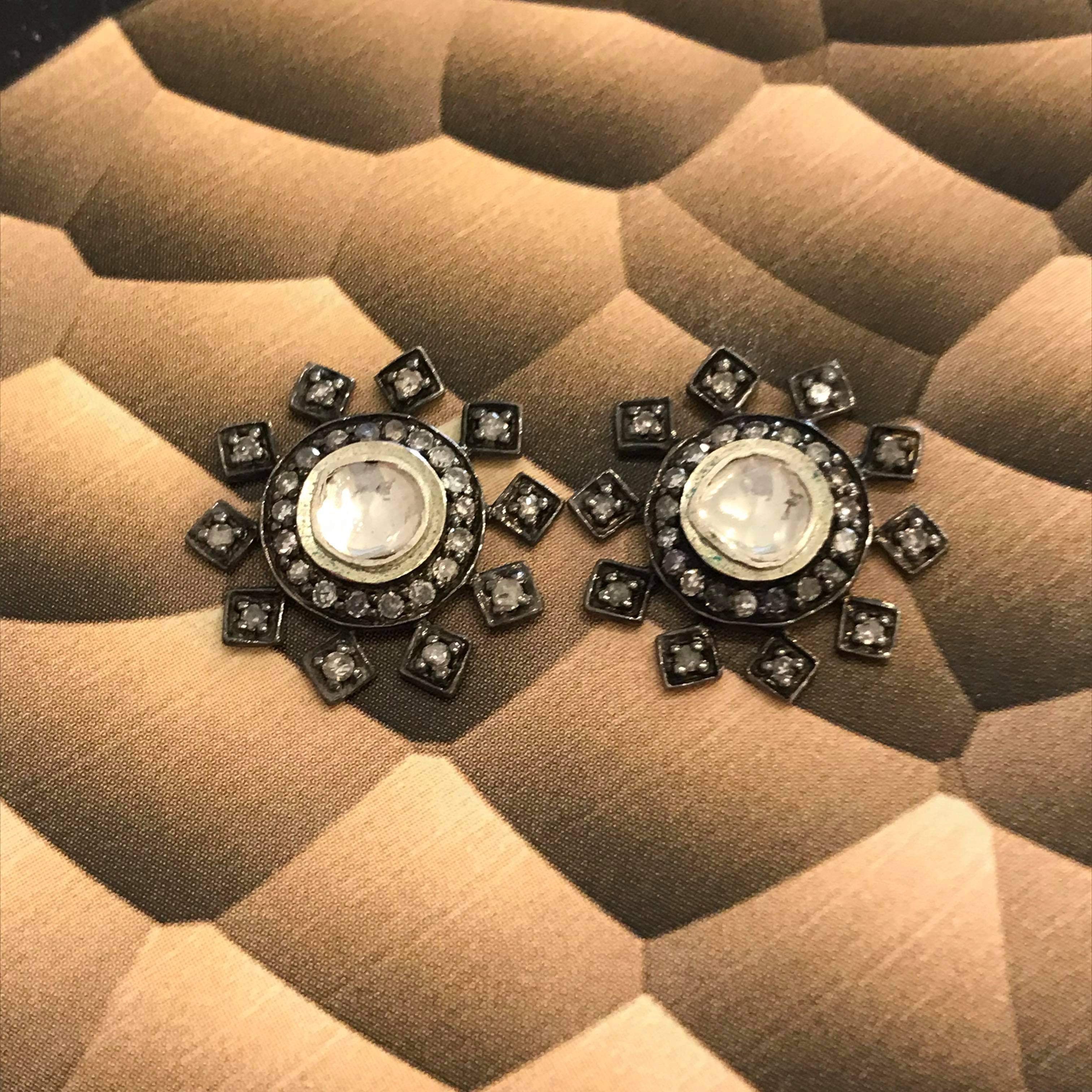 Lucie Starburst Small Earrings