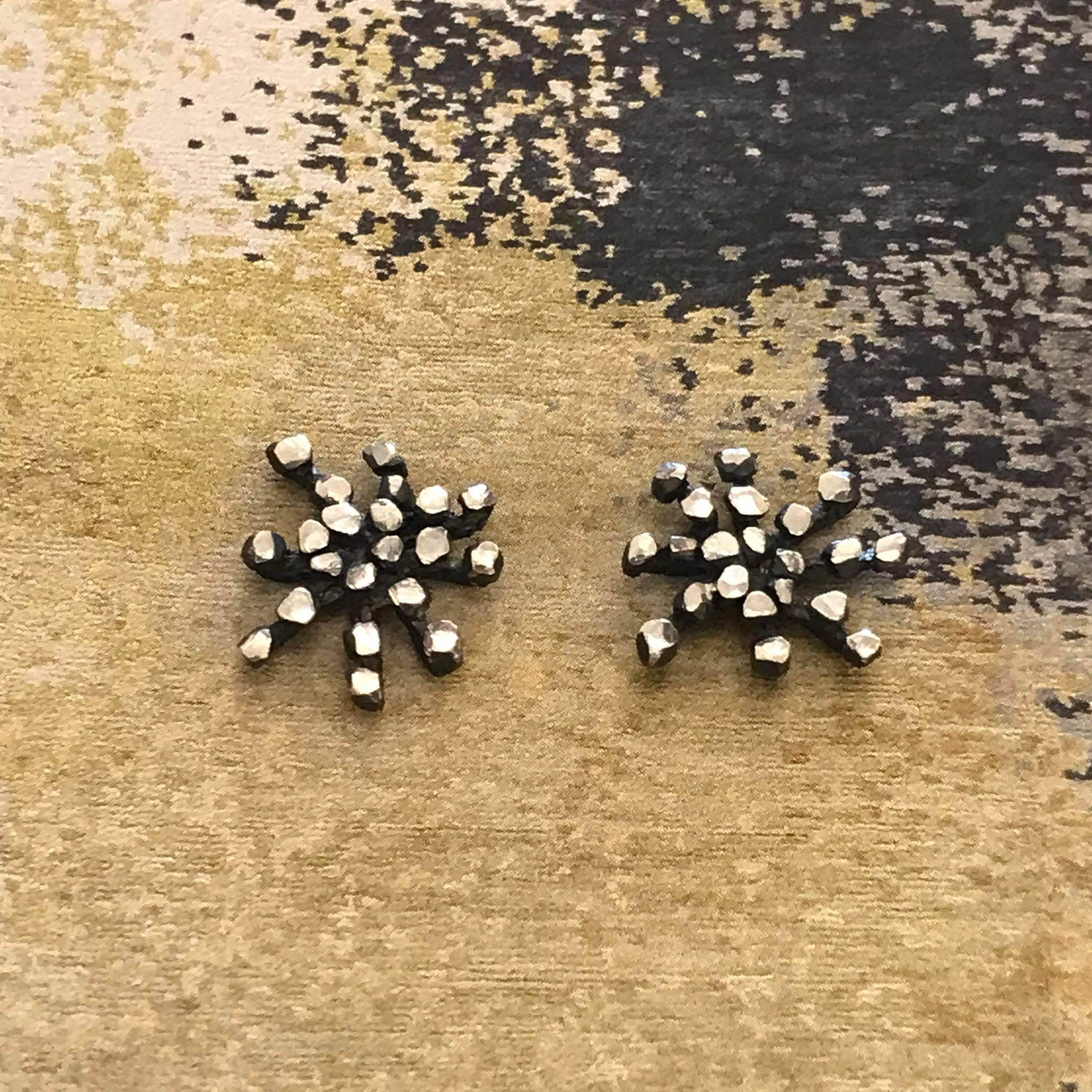 Victoria Small Starburst Stud (Patina) Earring