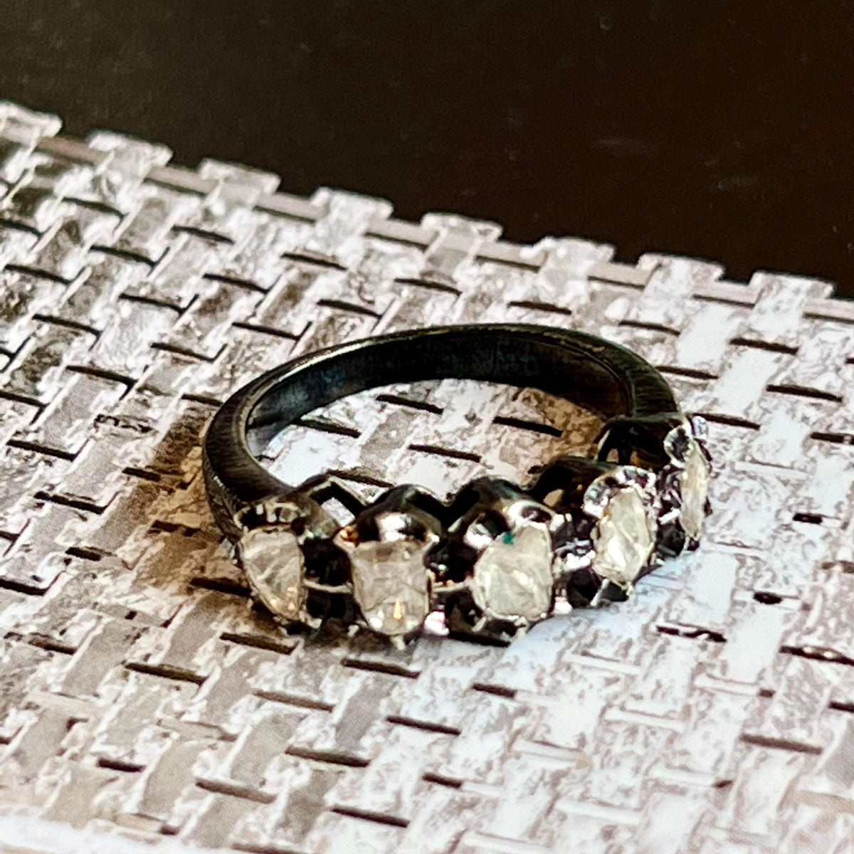 Misha 5 Diamond Sunburst Ring – Himatsingka Collection
