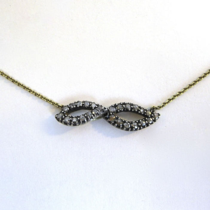 Leaf Clasp Chain Necklace