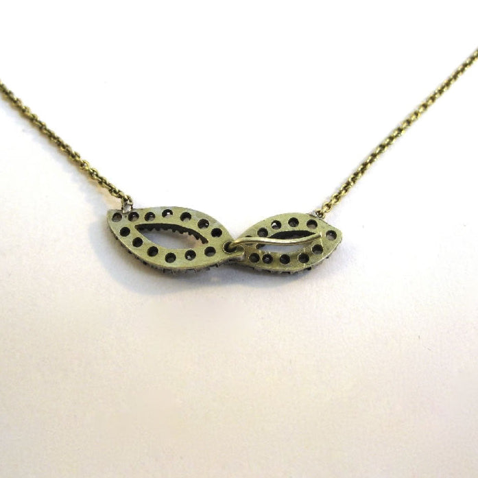 Leaf Clasp Chain Necklace