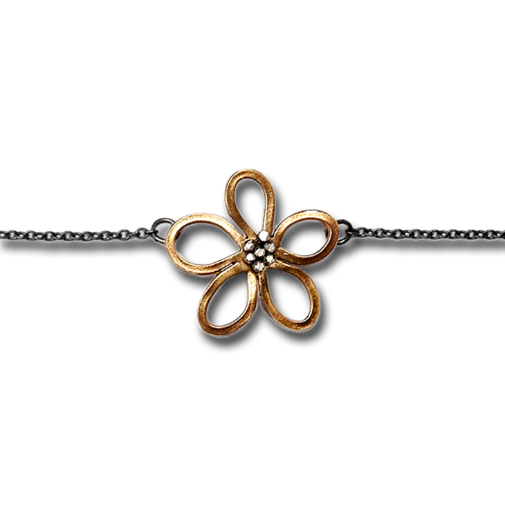 Limned Small Gold Flower Chain