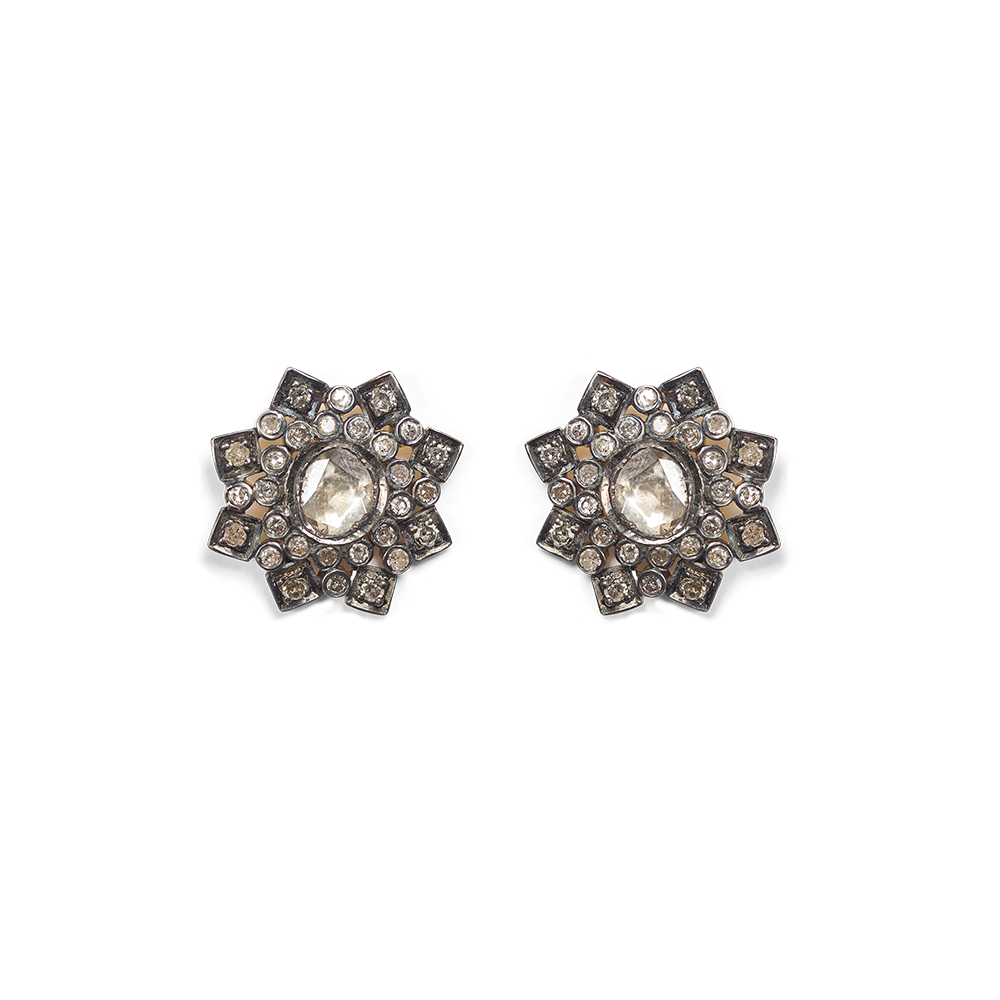 Lucie Flower Small Earrings