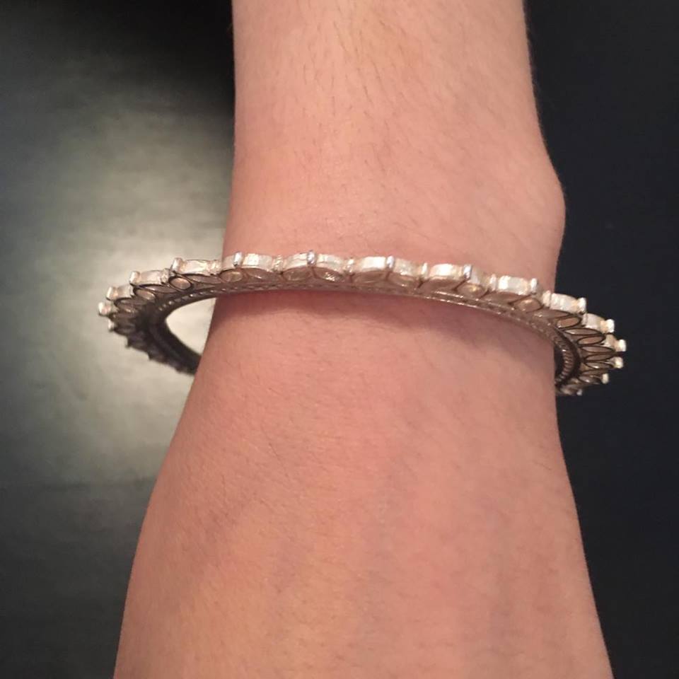 Madeline 2-Leaf Scalloped Silver Bangle