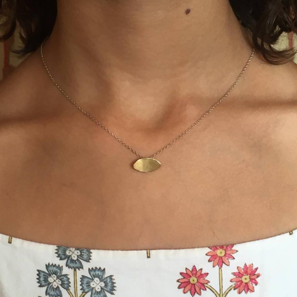 Mia Single Gold Pendant Necklace