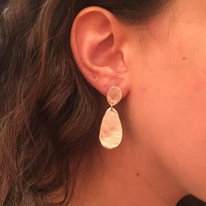 Parchment Med Teardrop Earrings