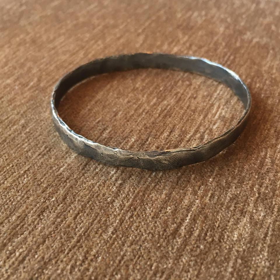 Parchment Thin Bangle (Patina)