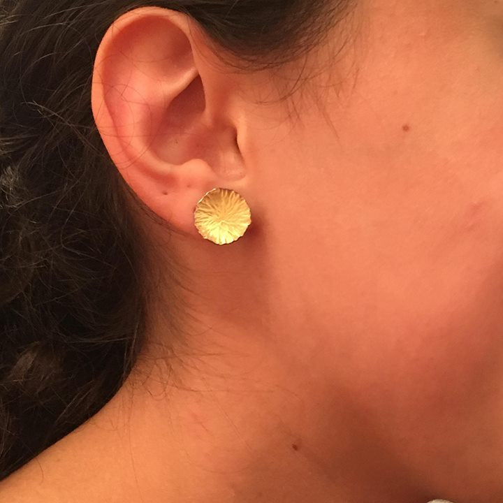 Peacock Medium Gold (Bi) Stud Earrings