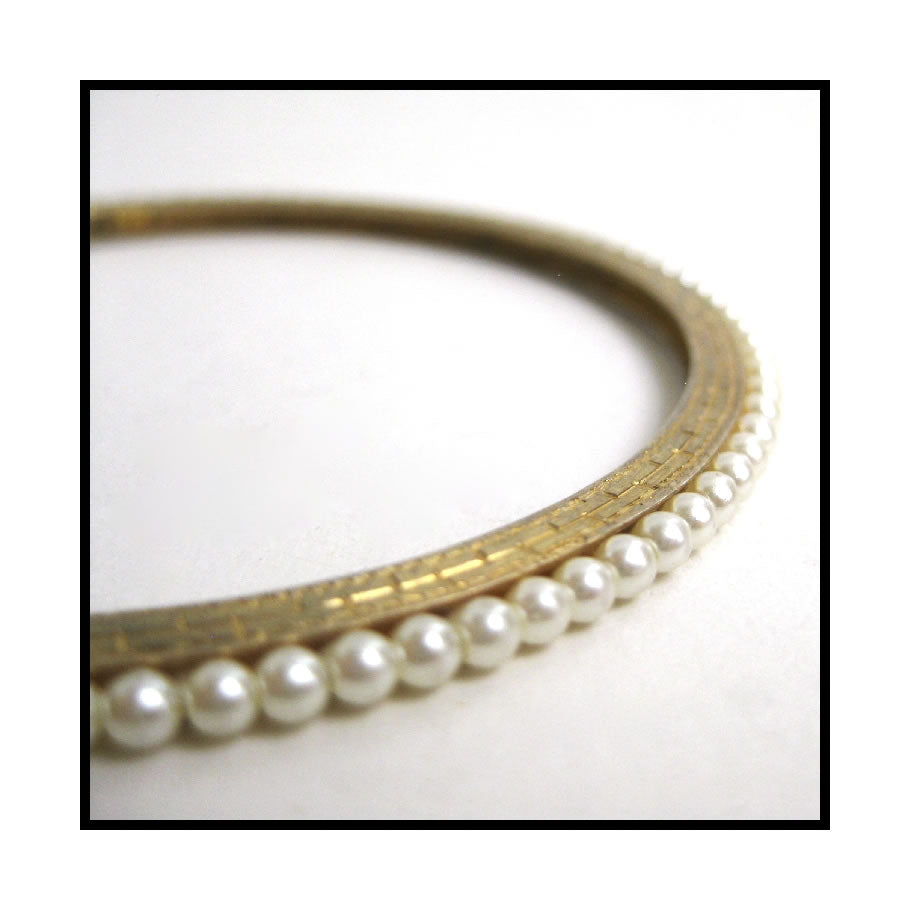 Pearl Gold Bangle