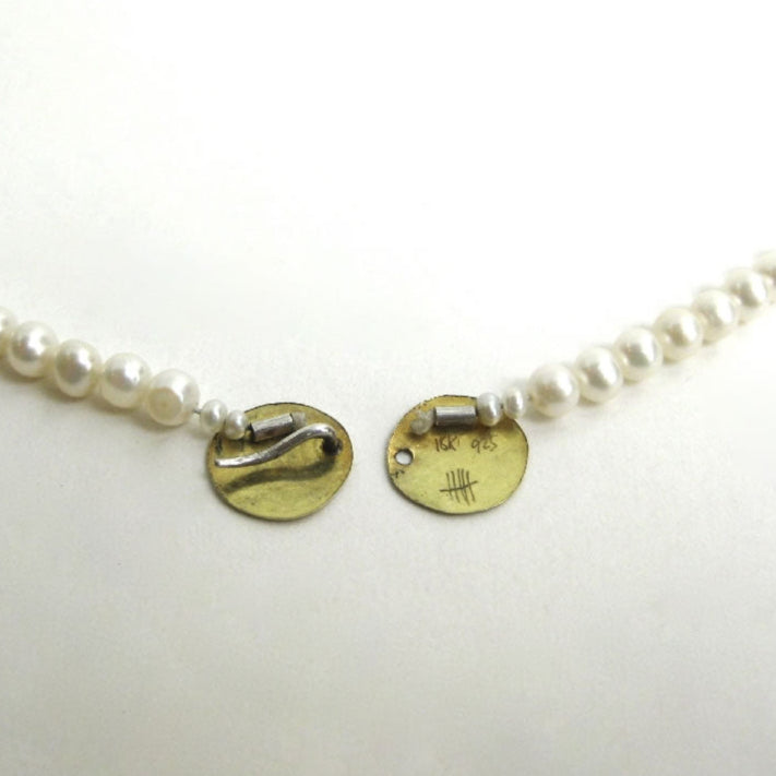 Pearls Double Disc Gold Necklace