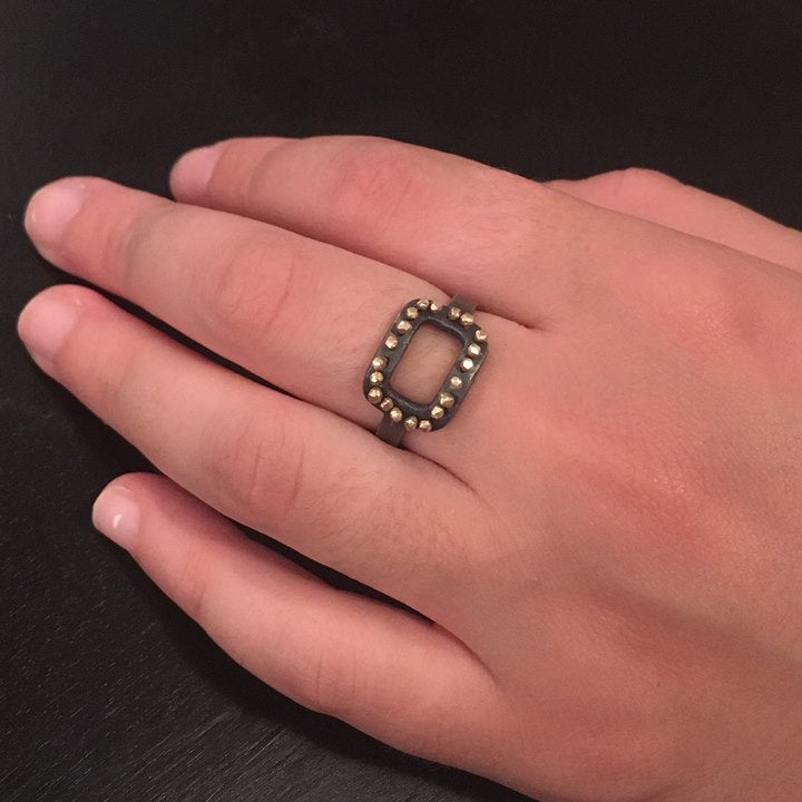 Spangles Outline Rectangle Ring