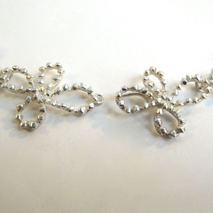 Victoria 4 Petal Silver Necklace