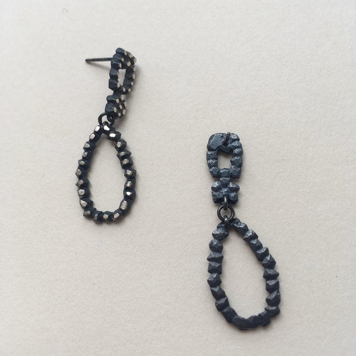 Victoria Slim Teardrop Earrings (Patina)