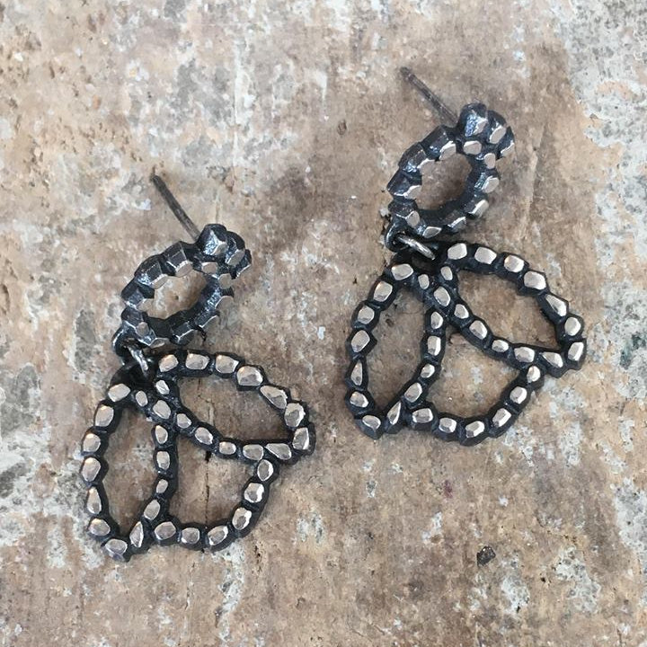 Victoria Trefoil Drop Earrings