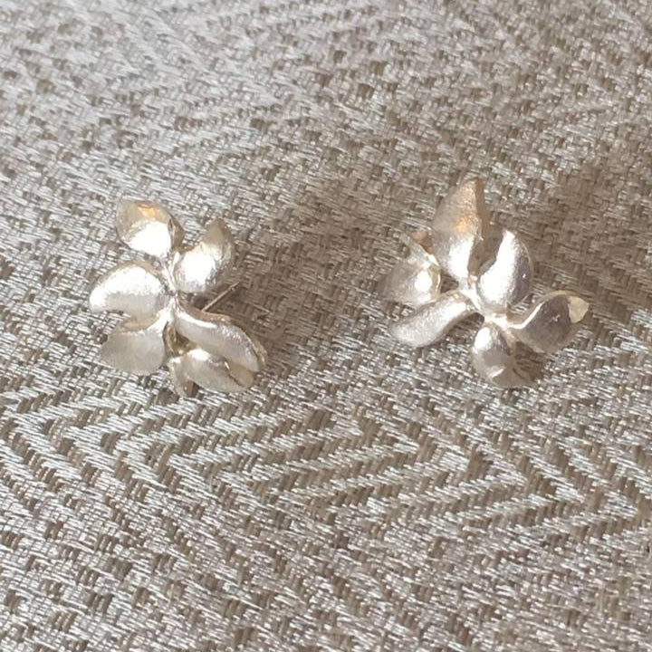 Wisteria Small Stud Earrings